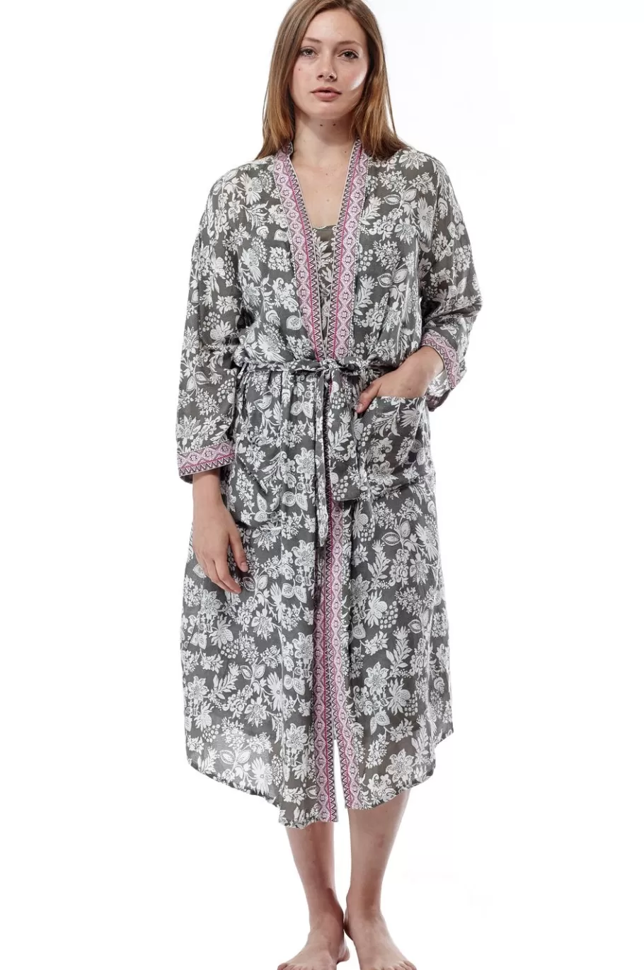 La Cera™ Bata Floral De Rayon Y Salvia^ Batas