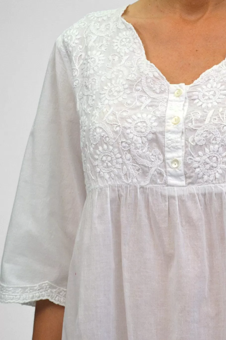 La Cera™ Vestido Con Botones Bordados En La Parte Delantera De La Cera^ Vestidos